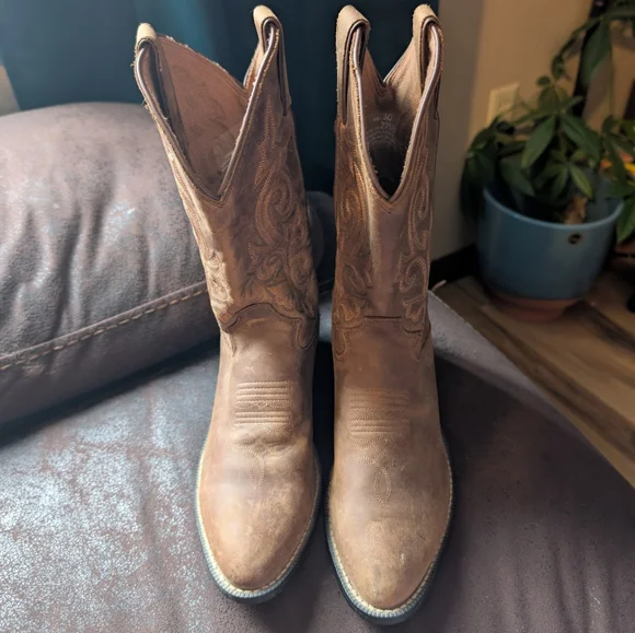 Justin Boot Co. Youth Bay Apache Cowboy Boots - Picture 5 of 9